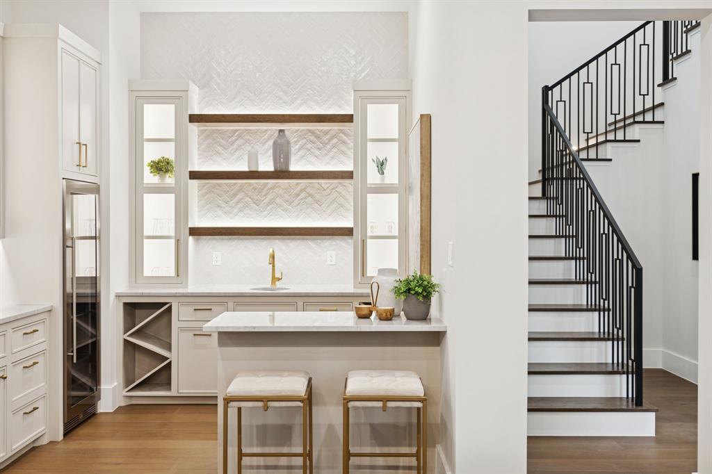 Oakbrook Hills Sub - Residential