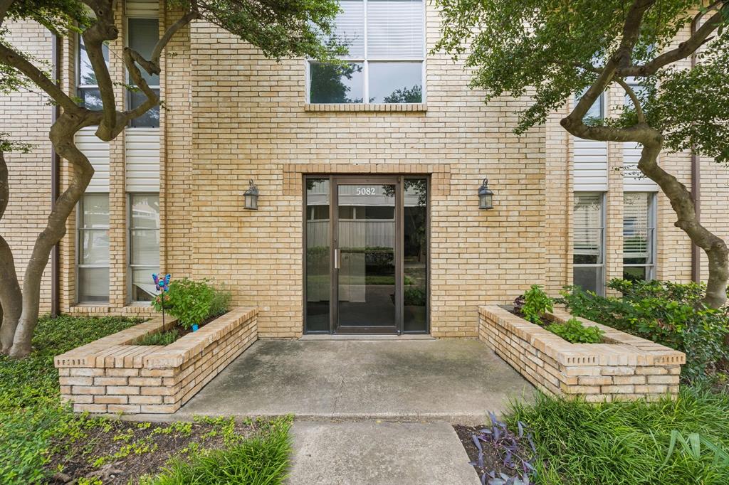 Birchbrook 02 Condo - Residential