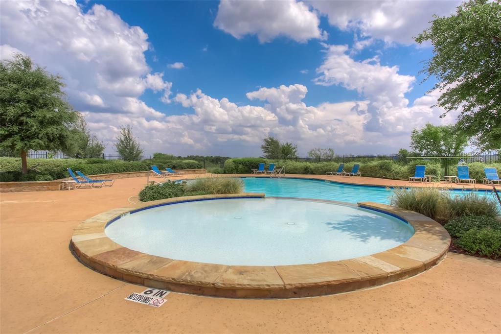 Live Oak Creek - Residential