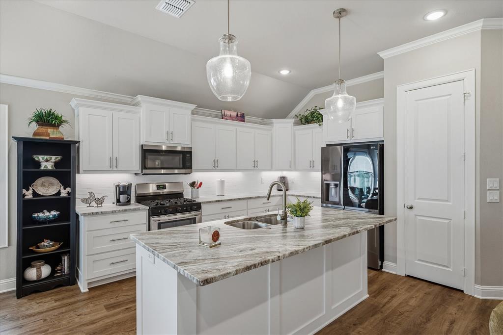 Walnut Hill Estates - Residential