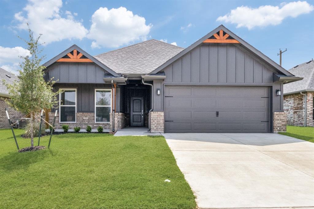 For Sale or For Lease!  Never been lived in.  This exceptional floor plan is GENIUS!  Built by Wyldewood Homes.  Beautiful inside and out.  Covered porches in front and back.  Large kitchen has granite counters and maple cabinets.  TONS of storage throughout.  Master bathroom has separate his and hers vanities.  HUGE walk-in closet with built-in shelving that is so big it feels like a maze and leads into the laundry room for convenience.  You can also access laundry room from the kitchen area.  Split floorplan for your privacy.  SS appliances, 2-inch faux wood blinds, brushed nickel fixtures, full sod and vinyl wood flooring.  NO CARPET!!!  Close to Austin College, Texas Instruments, Globitech and walking distance to Sherman High School.  Buyer to verify all information.  PLEASE NOTE:  The wrought iron fence in the back yard that faces Moore Street is being replaced with a wooden privacy fence the week of December 11th.