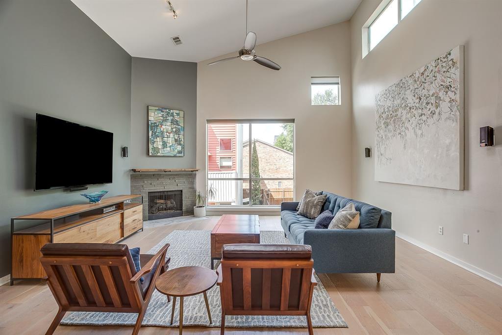 Caddo Street Twnhms - Residential