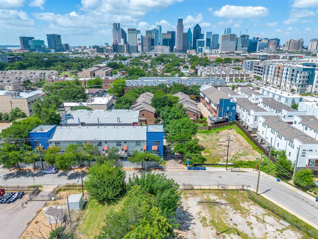 Caddo Street Twnhms - Residential