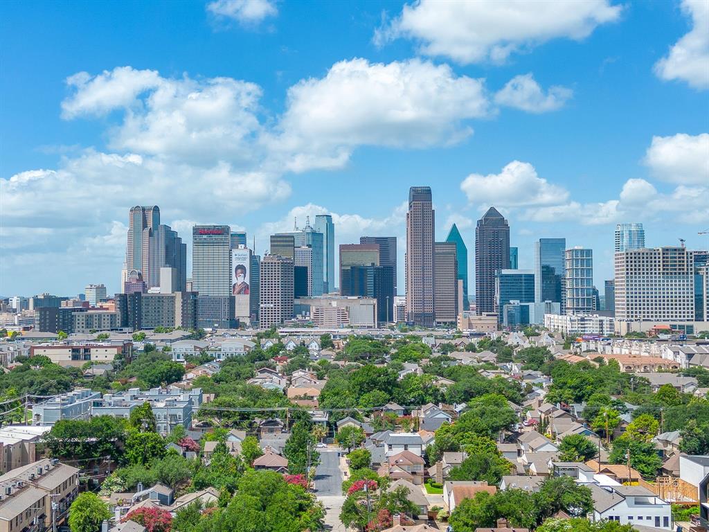 Caddo Street Twnhms - Residential