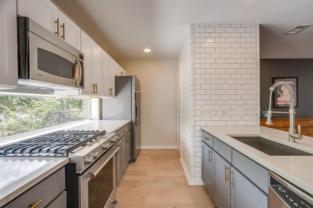 Caddo Street Twnhms - Residential