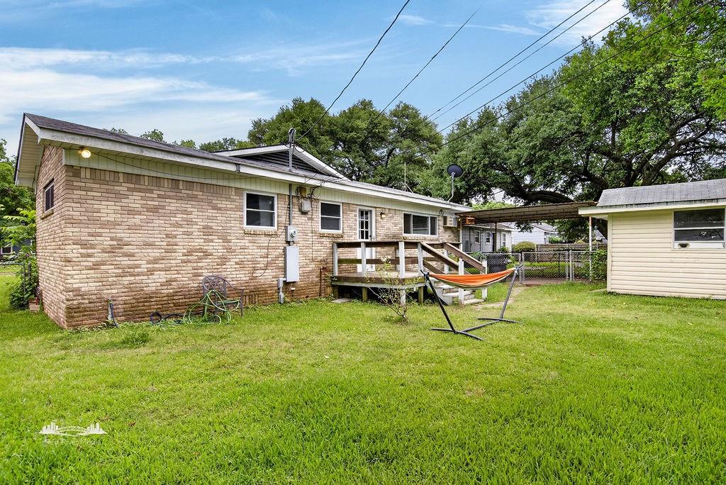 Broadmoor Terrace - Residential