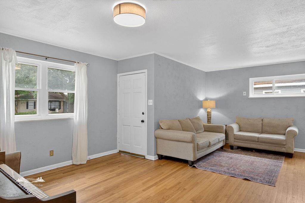 Broadmoor Terrace - Residential