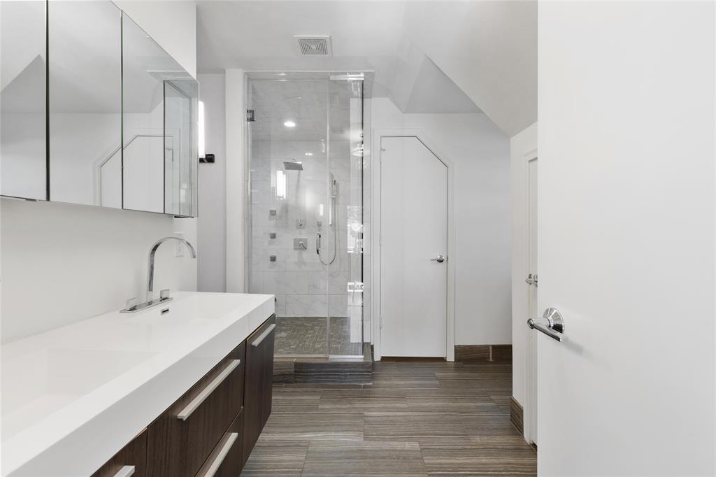 University Heights 7 - Residential