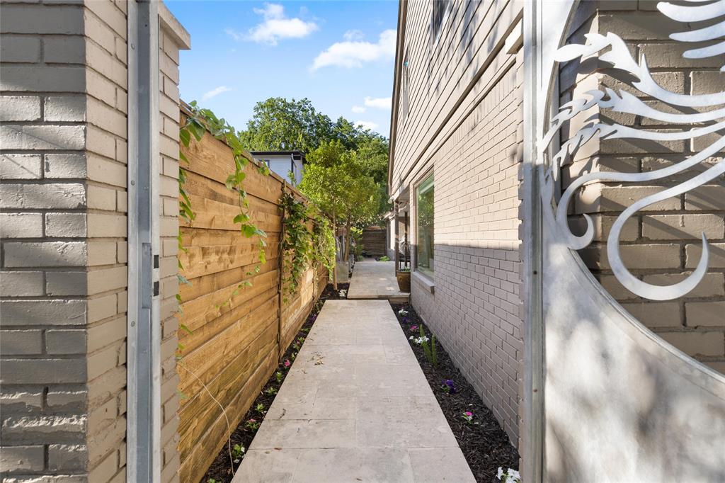 University Heights 7 - Residential