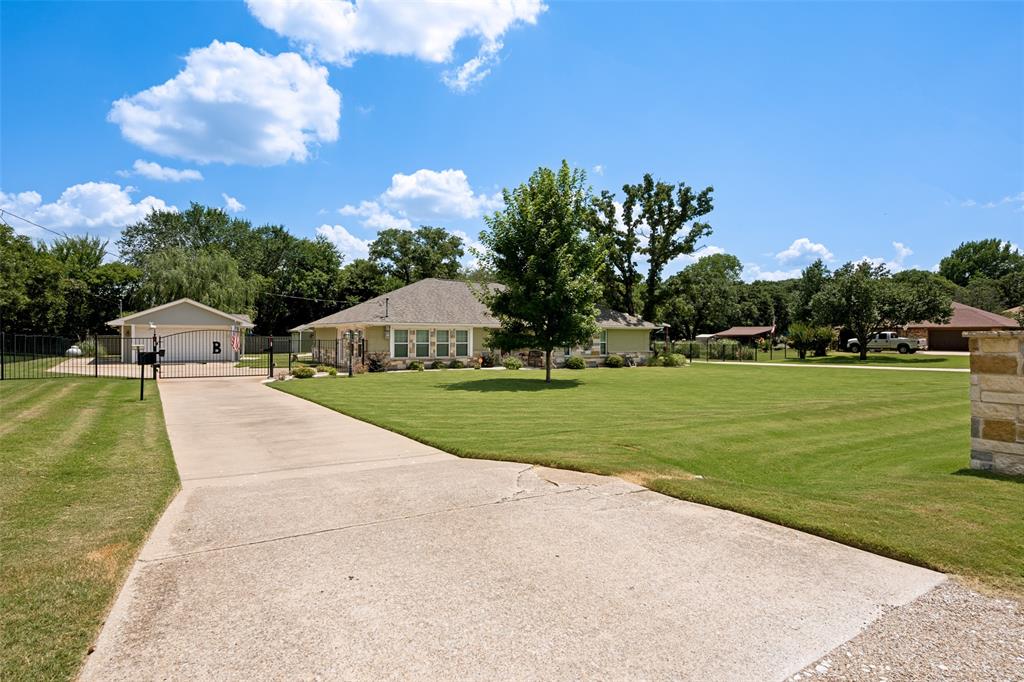 Towering Oaks - Residential