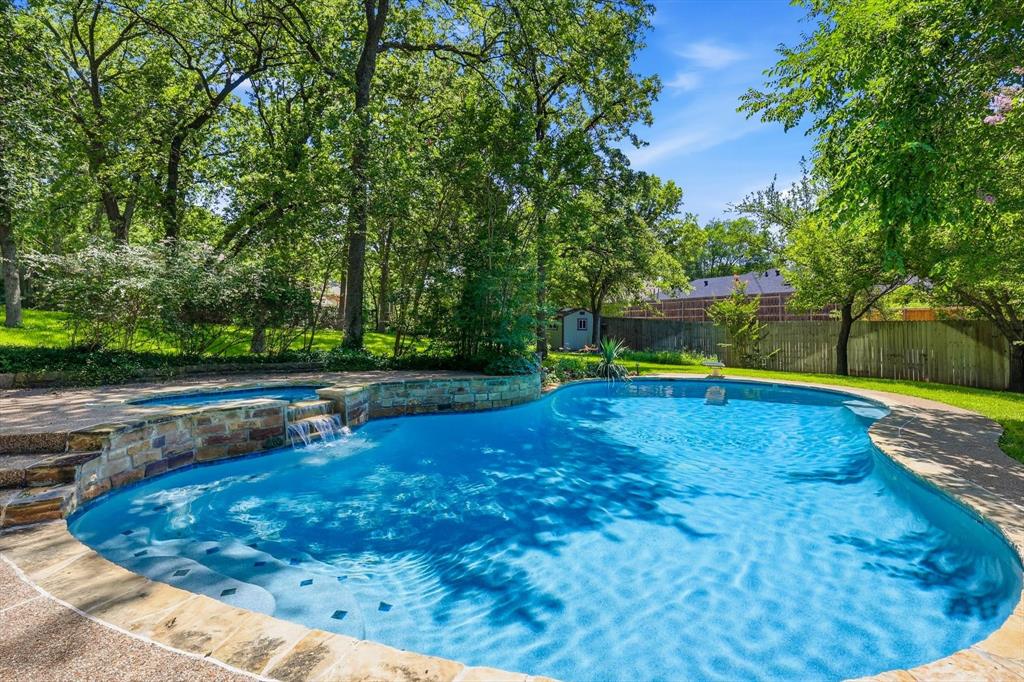 Bedford Estates Add - Residential