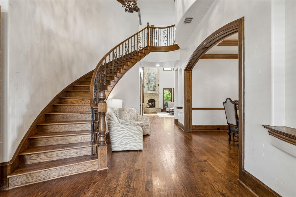 Nash Manor - Residential