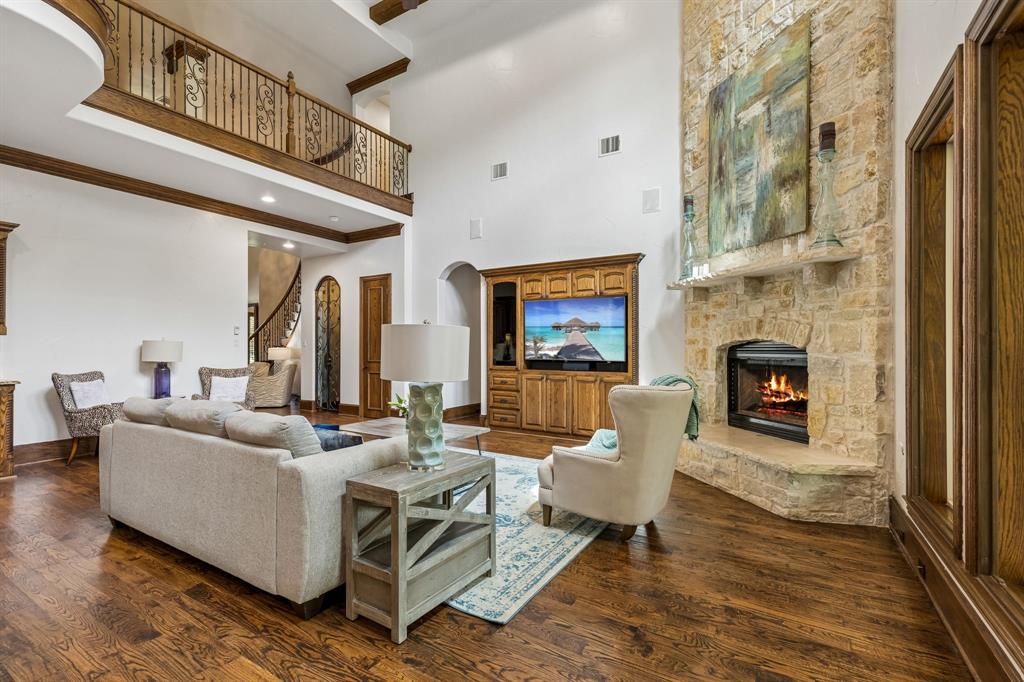 Nash Manor - Residential