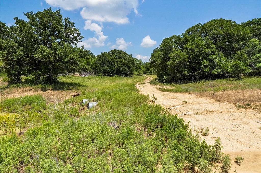 Jacksboro - Land