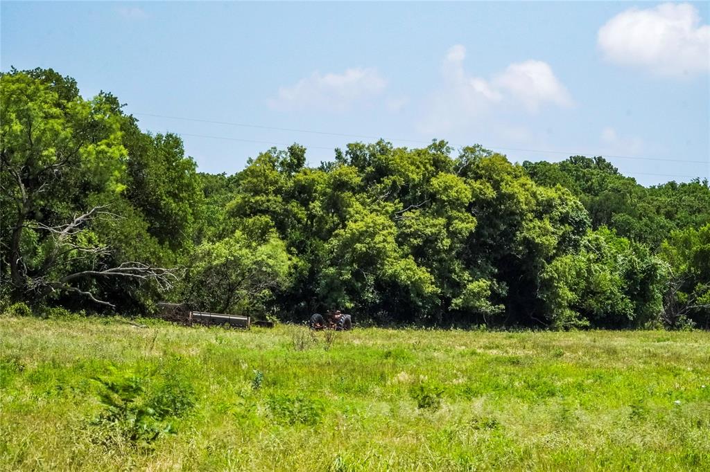 Jacksboro - Land