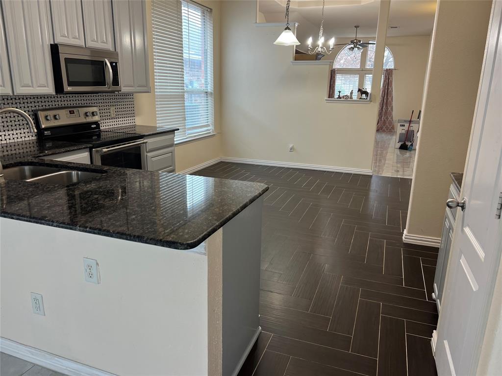 Lakes of River Trails Addition - Residential Lease