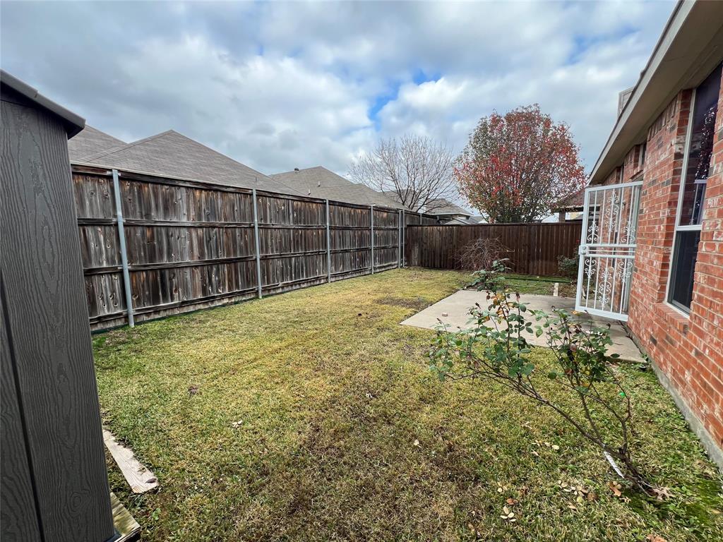 Lakes of River Trails Addition - Residential Lease