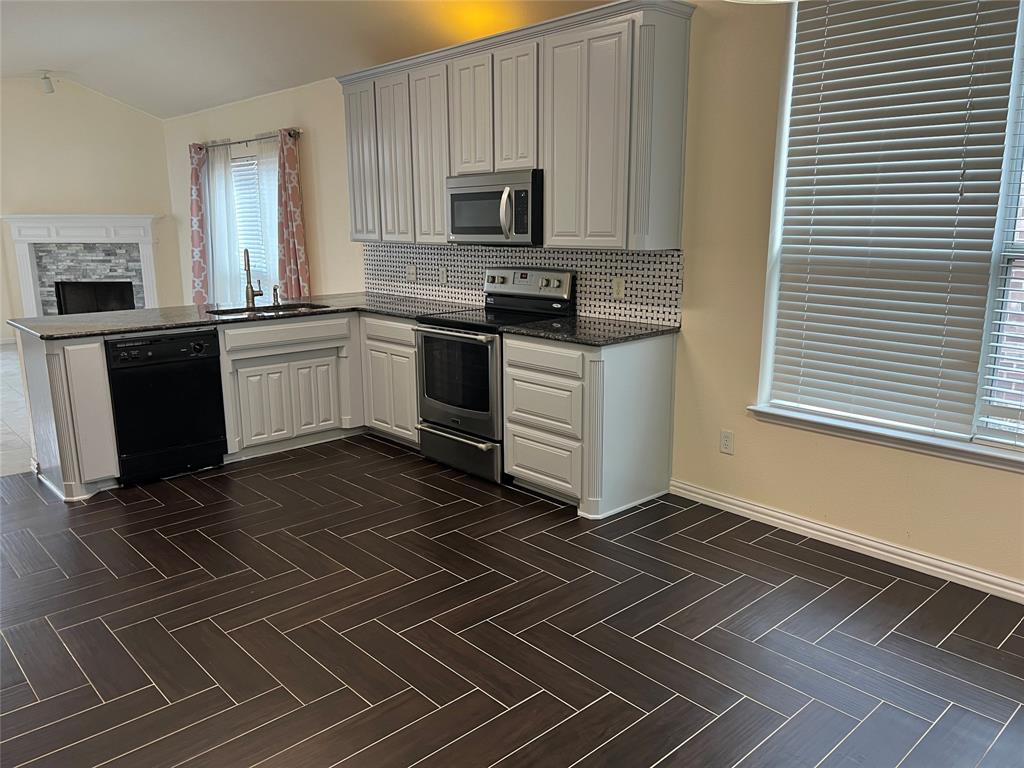 Lakes of River Trails Addition - Residential Lease