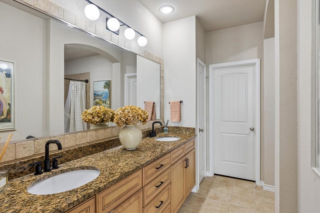 Westview Condos - Residential