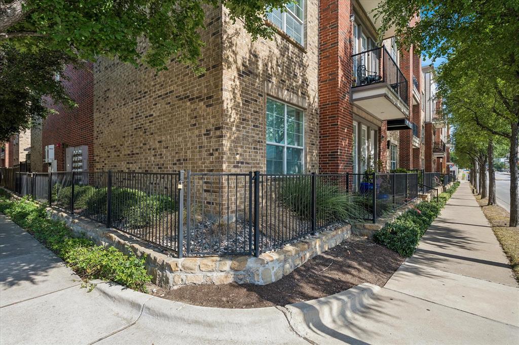 Westview Condos - Residential
