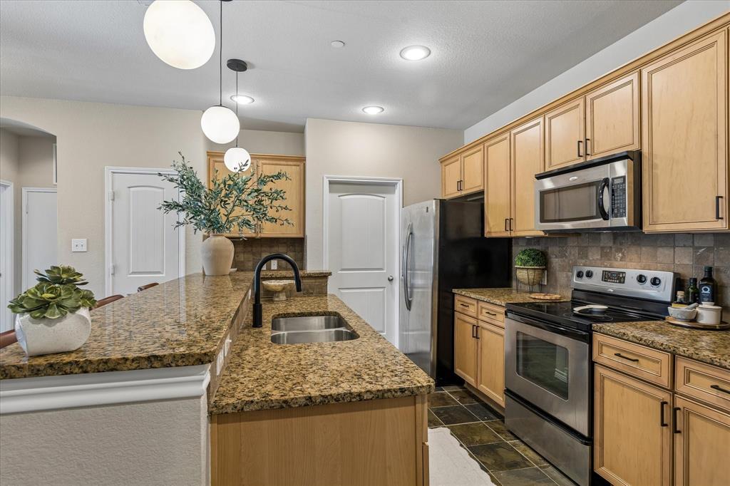 Westview Condos - Residential