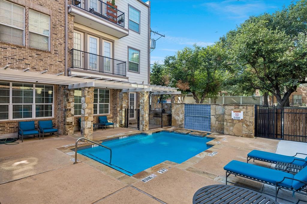 Westview Condos - Residential