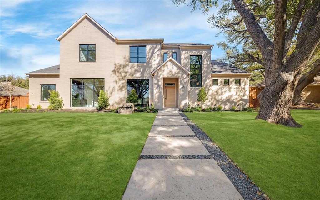 Stunning transitional new construction by KE Homes located in private school corridor and highly rated Withers Elementary School zone. Interior design by NY Times featured Josh Collins. The 2 story foyer opens to the dining and great room. Designed for entertaining, the great room seamlessly flows to the outdoor living space with views of the heated pool and spa. The chef’s kitchen offers an island with breakfast bar, rift cut white oak cabinets, Sub-Zero Wolf appliance package, quartzite counters and a service pantry with wine fridge, Scotsman ice maker and secondary sink. The primary suite, study, utility room, powder room and a secondary bedroom are all on the first floor. Upstairs features a game room and 3 ensuite bedrooms and powder bath. Other details include outdoor grill and kitchen, Visual Comfort Kelly Wearstler lighting, 7” oak hardwoods throughout, wood burning fireplace, dining wall covering, 2 EV outlets, epoxy garage floor and electric gate to driveway.