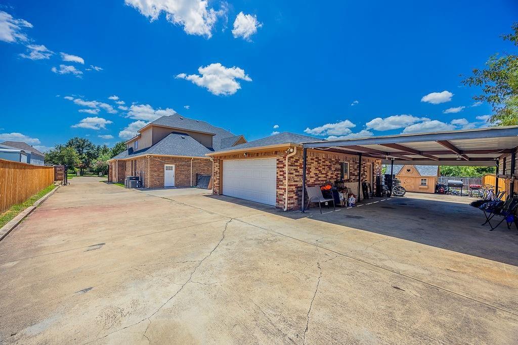Lake Ridge 11 - Residential
