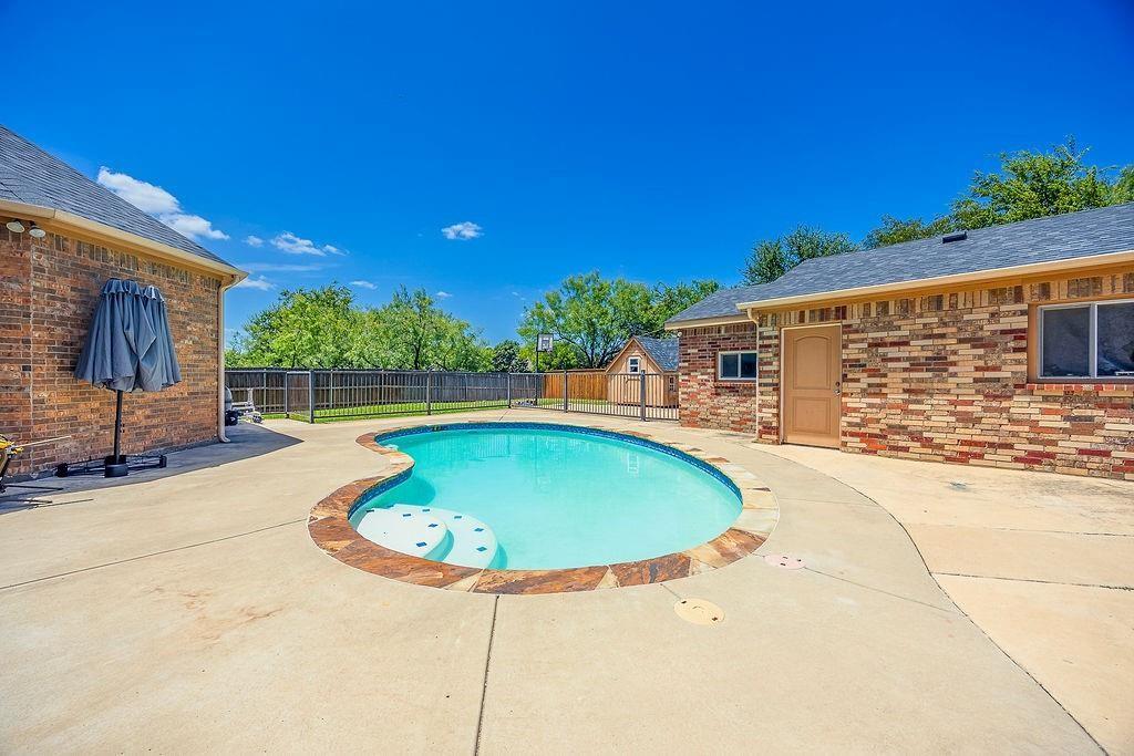 Lake Ridge 11 - Residential