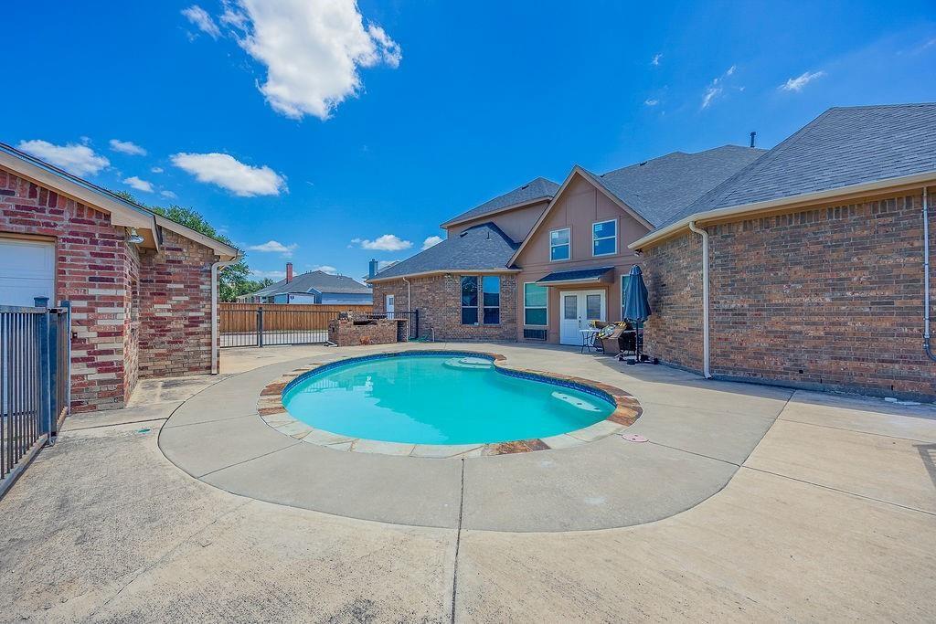 Lake Ridge 11 - Residential