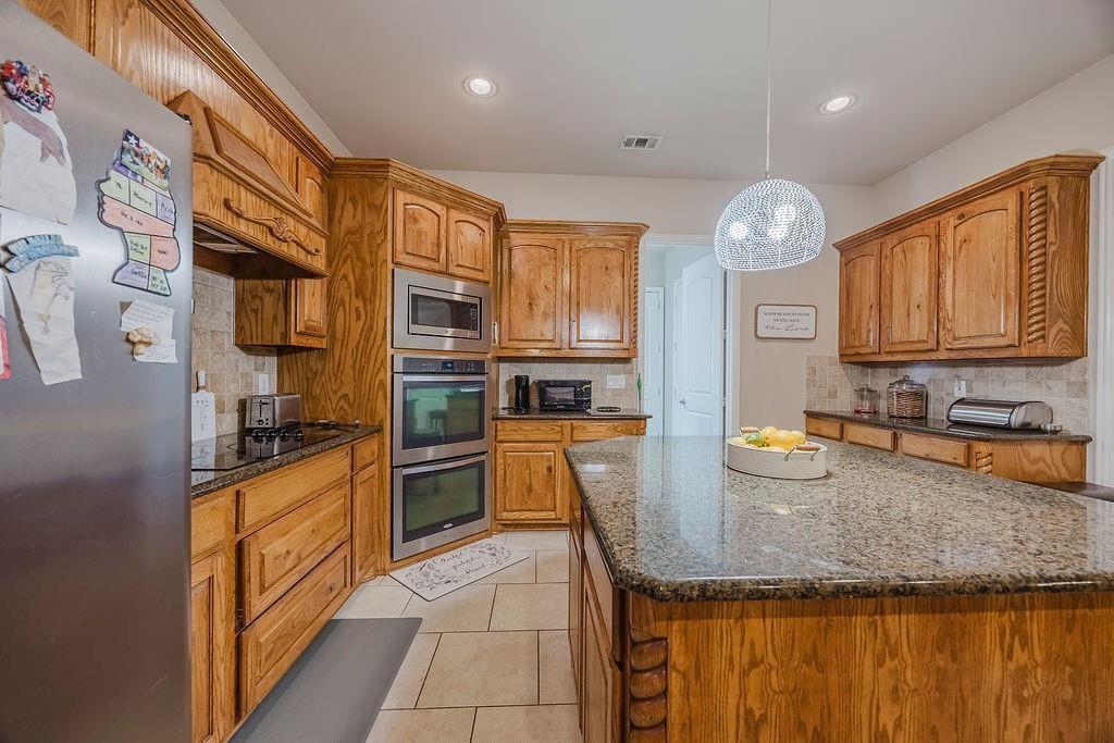 Lake Ridge 11 - Residential