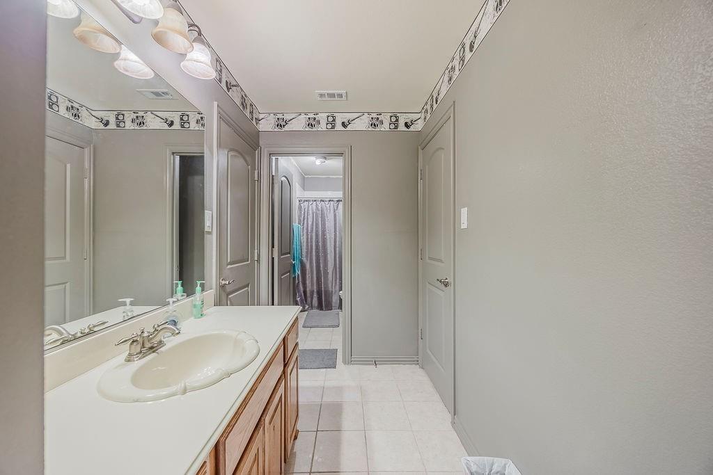 Lake Ridge 11 - Residential