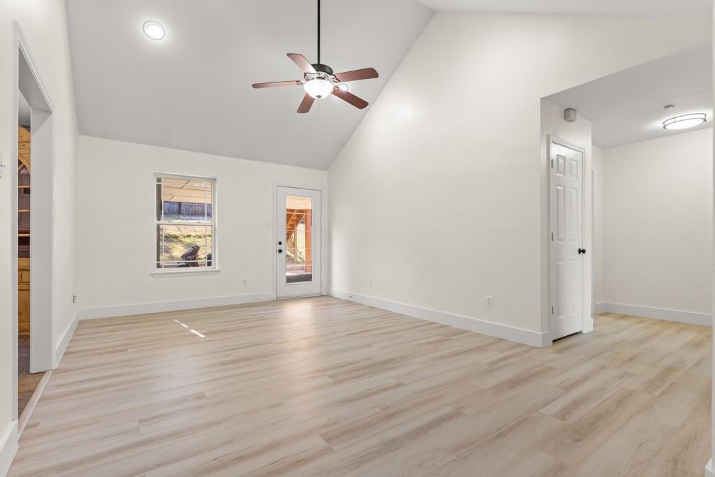 S7070 - THOMAS MANOR - Residential