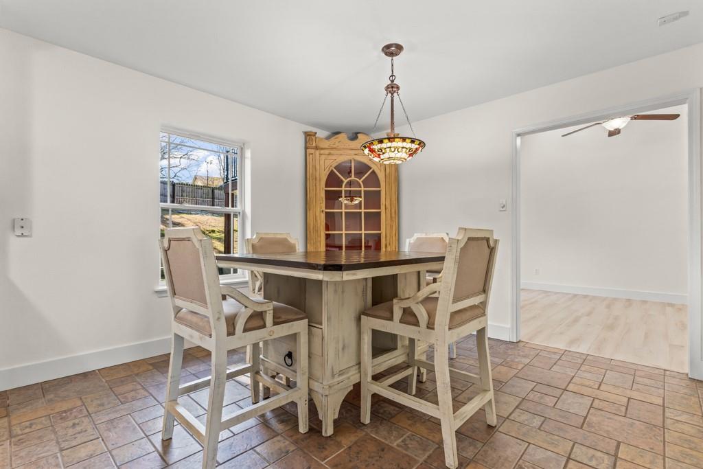 S7070 - THOMAS MANOR - Residential