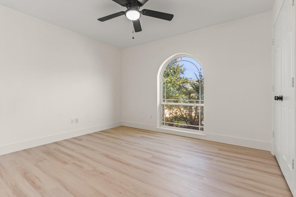 S7070 - THOMAS MANOR - Residential