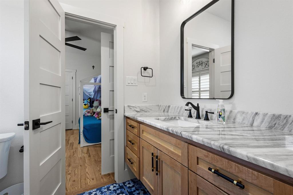 Lake Country Crossing - Residential