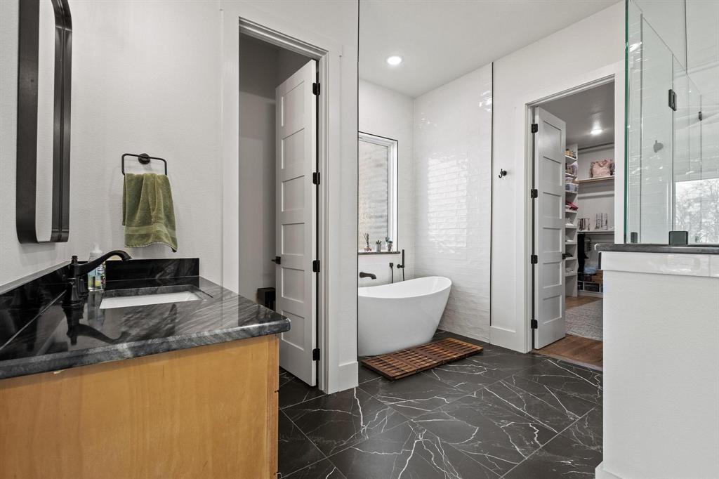 Lake Country Crossing - Residential