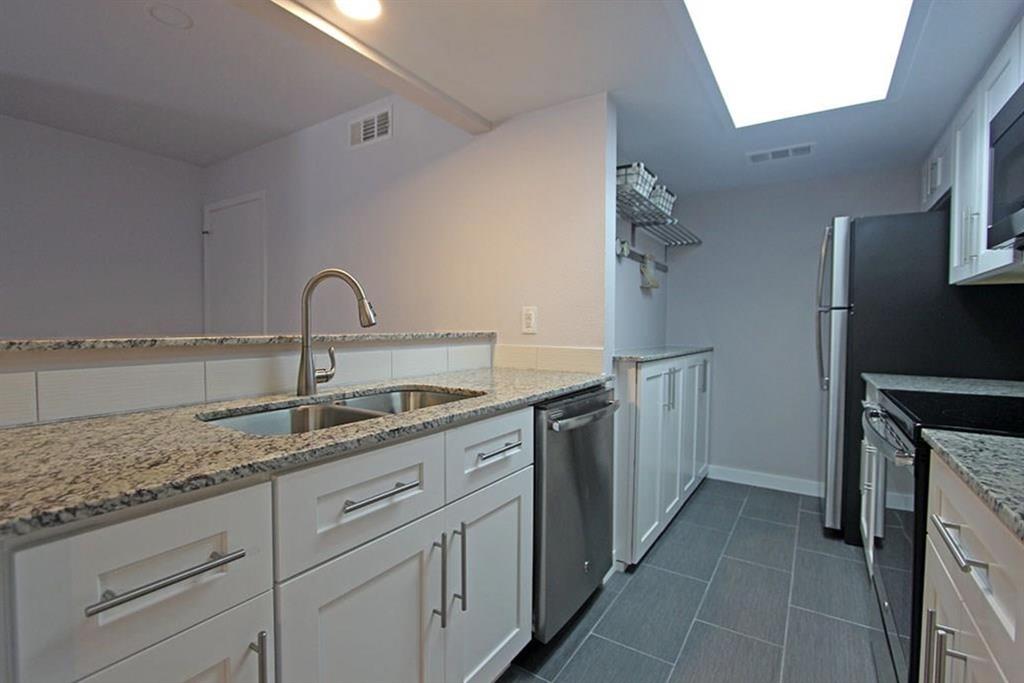 Las Colonitas Condo - Residential