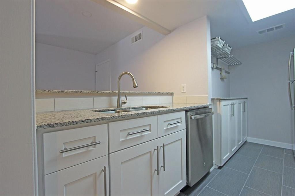Las Colonitas Condo - Residential