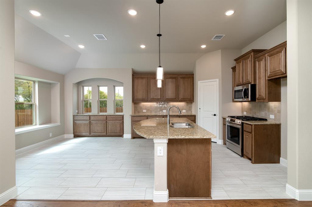 Eagle Glen - Residential