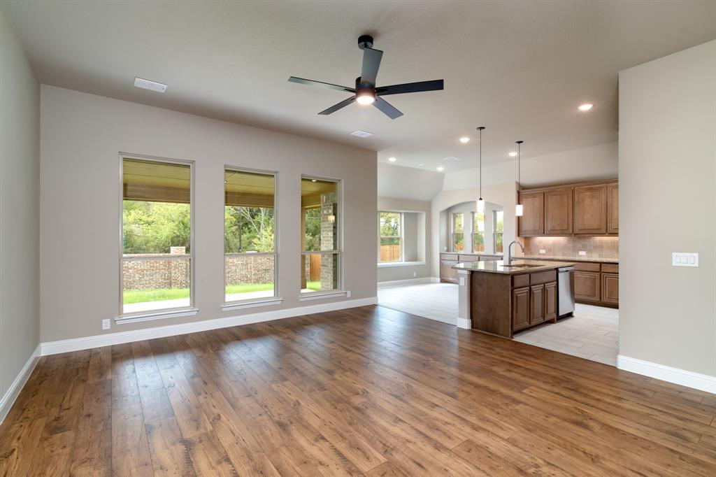Eagle Glen - Residential