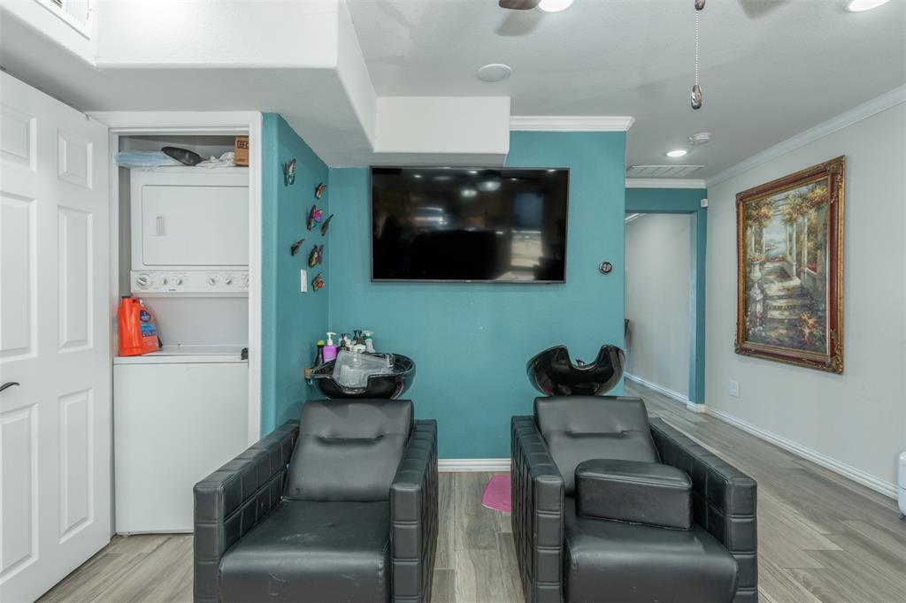 Coulston - Commercial Lease