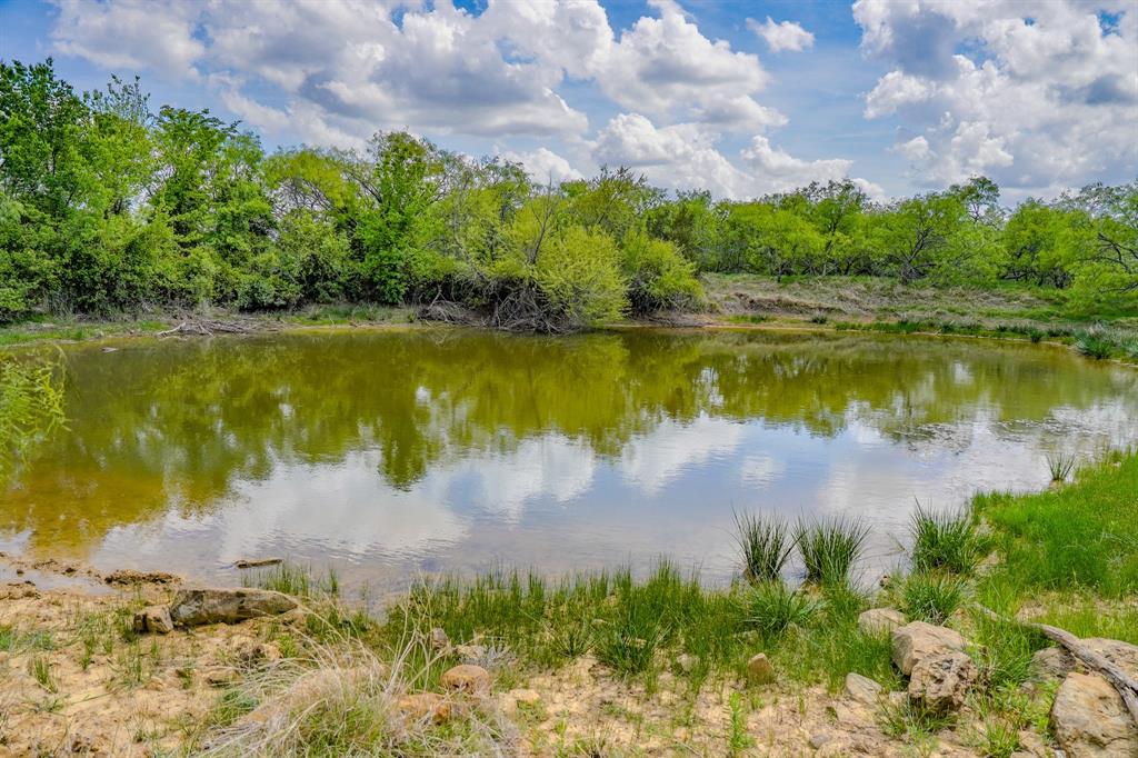 Jacksboro - Land