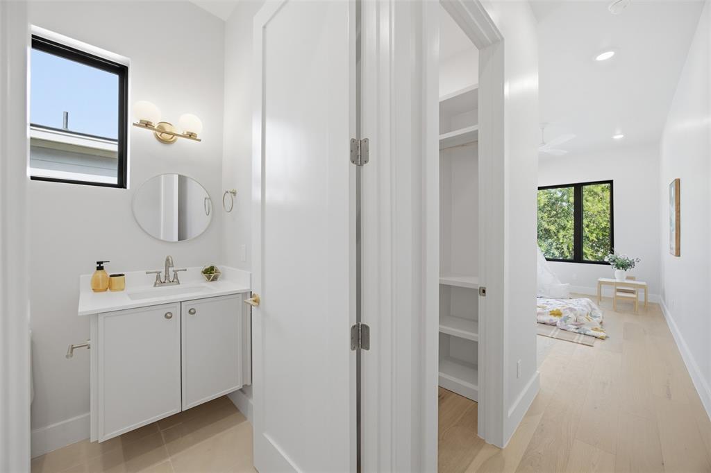 LACLEDE ADDN - Residential