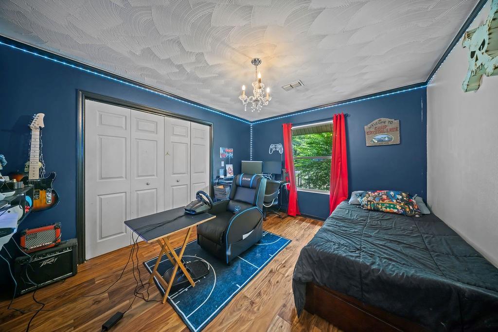 McKnight - Residential