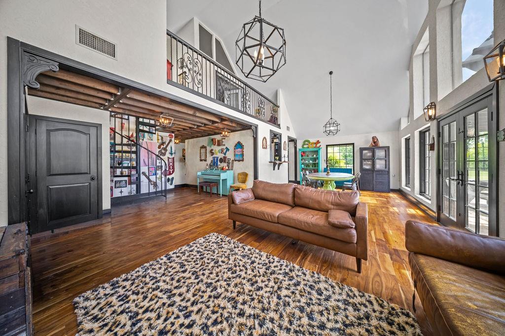 McKnight - Residential