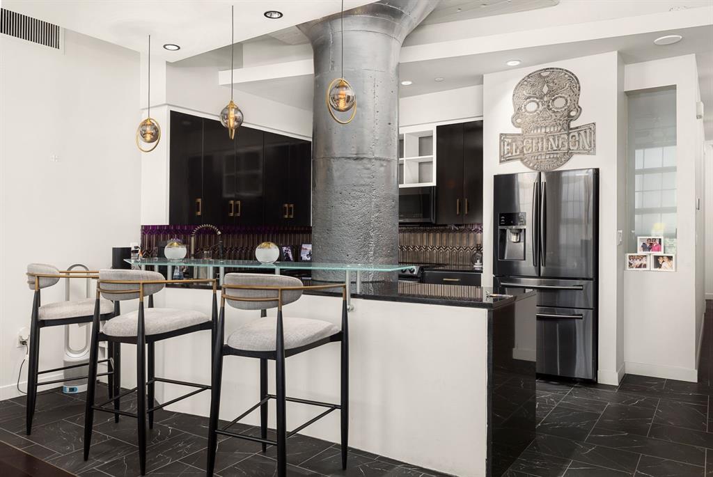 One Montgomery Plaza Residence Condo - Residential
