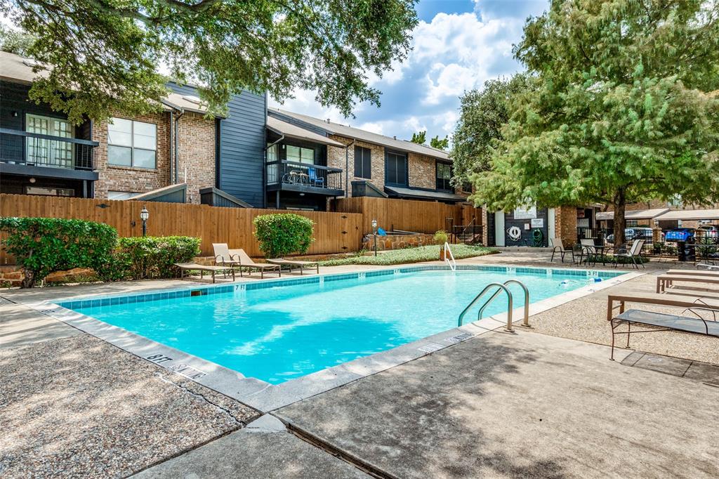 Holly Glen Condos - Residential