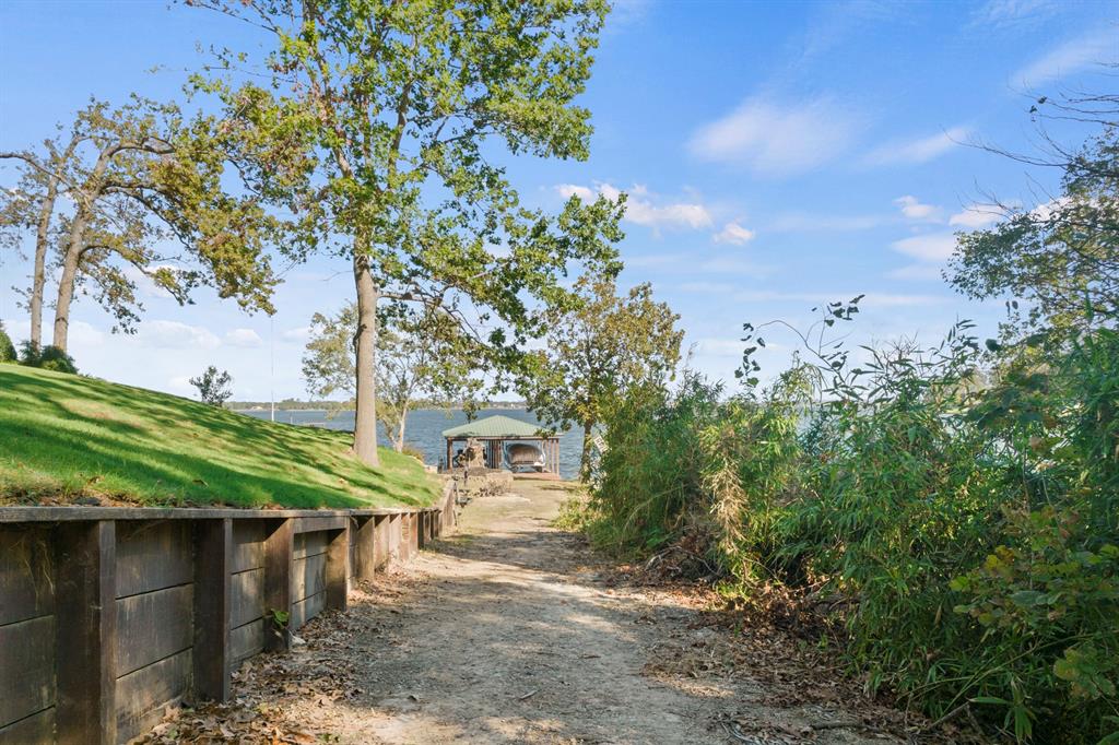 Thunderbird Point - Residential