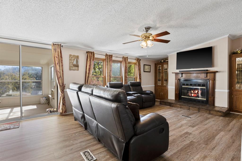 Thunderbird Point - Residential